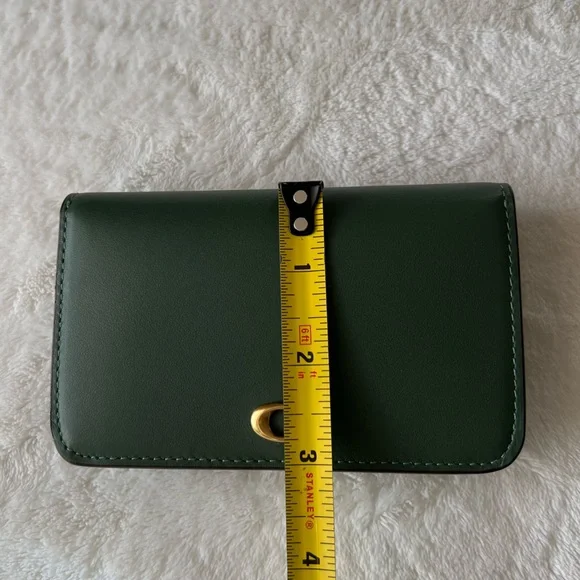 Coach Essential Slim Card Case in Amazon Green - Picture 11 of 13